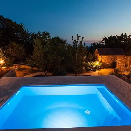 In Marusici/istrien 39238 Holiday home *